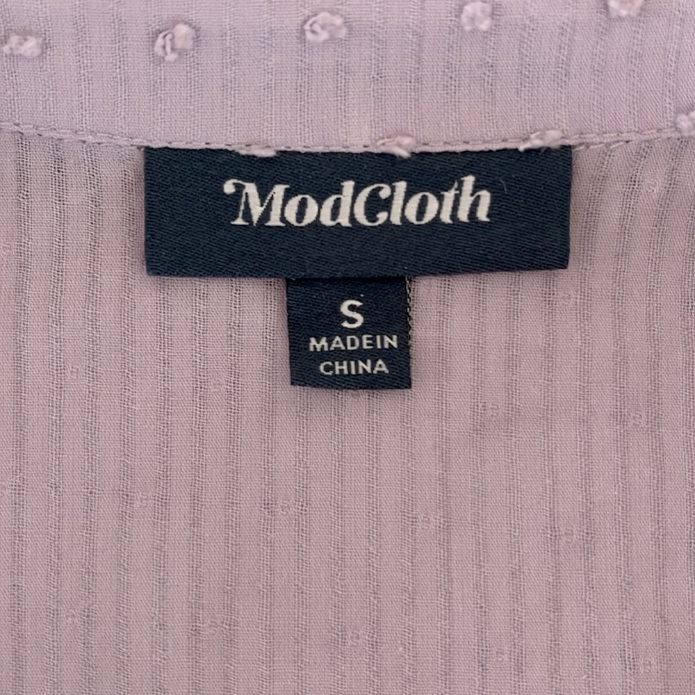 Modcloth chenille dot sleeveless blouse - Picture 4 of 5